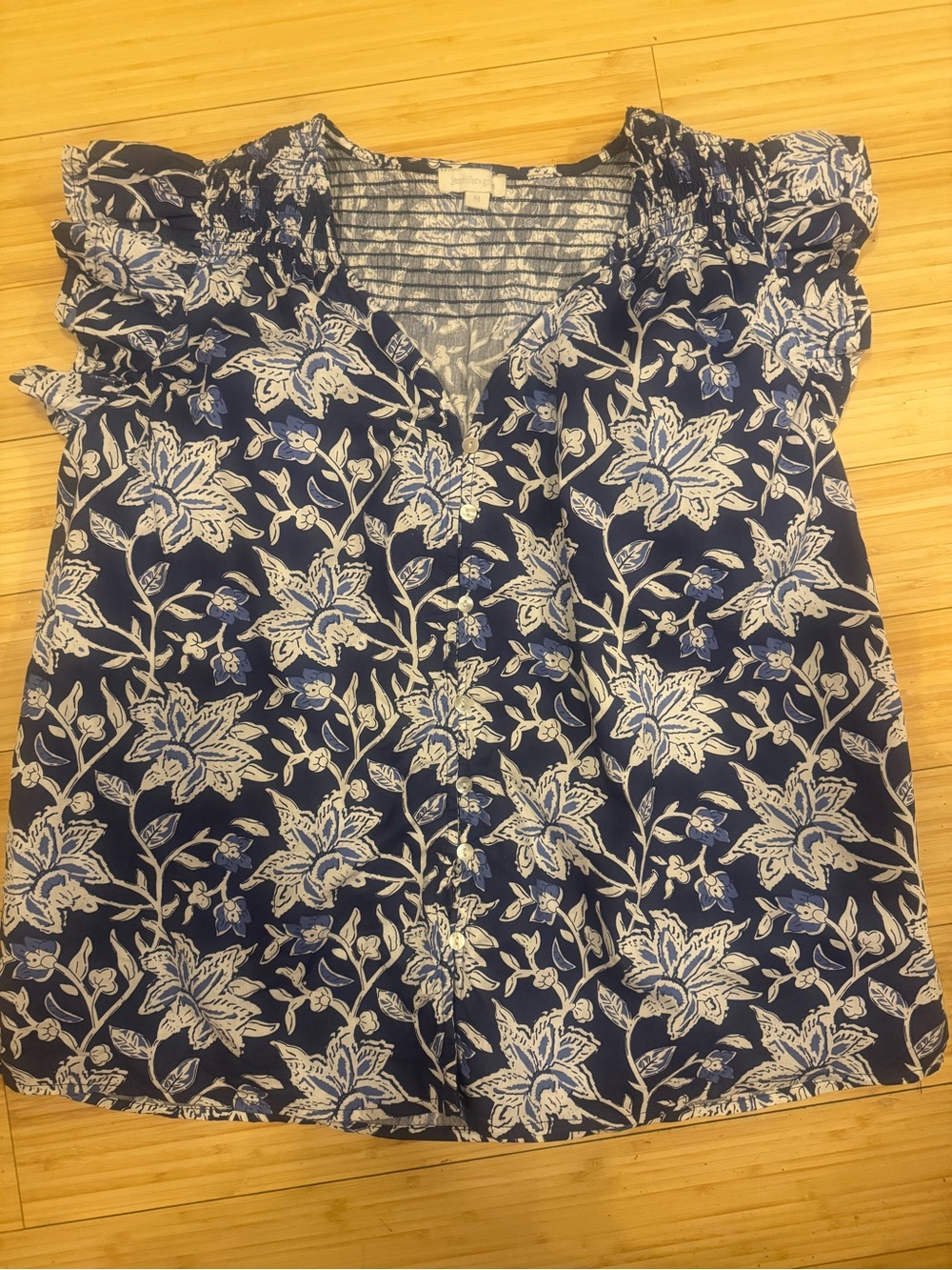 Jennifer Grace floral Button-Front Navy and White Women’s Blouse medium